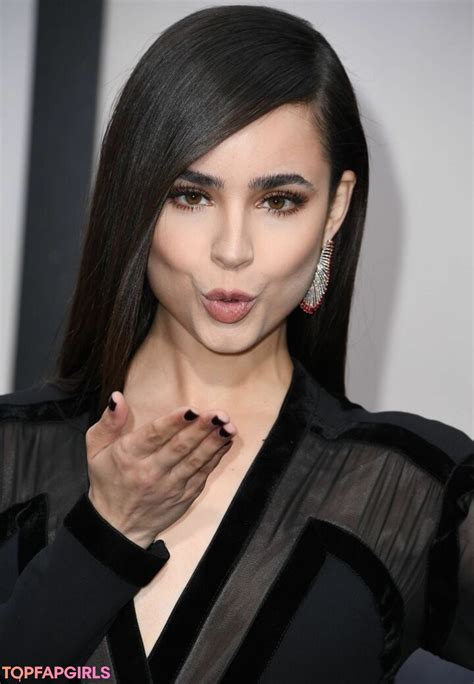 SOFIA CARSON Nude